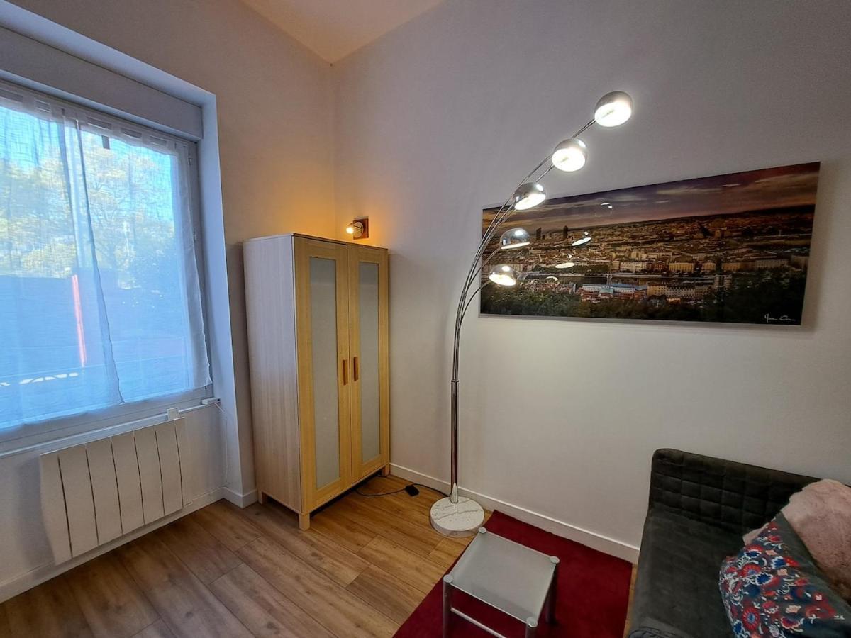 Studio Cosy Entierement Renove A Deux Pas De Lyon Fontaines-sur-Saone Exterior foto